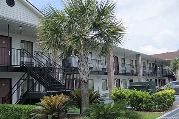 WESTERN INN AND SUITES DOUGLAS (Douglas)